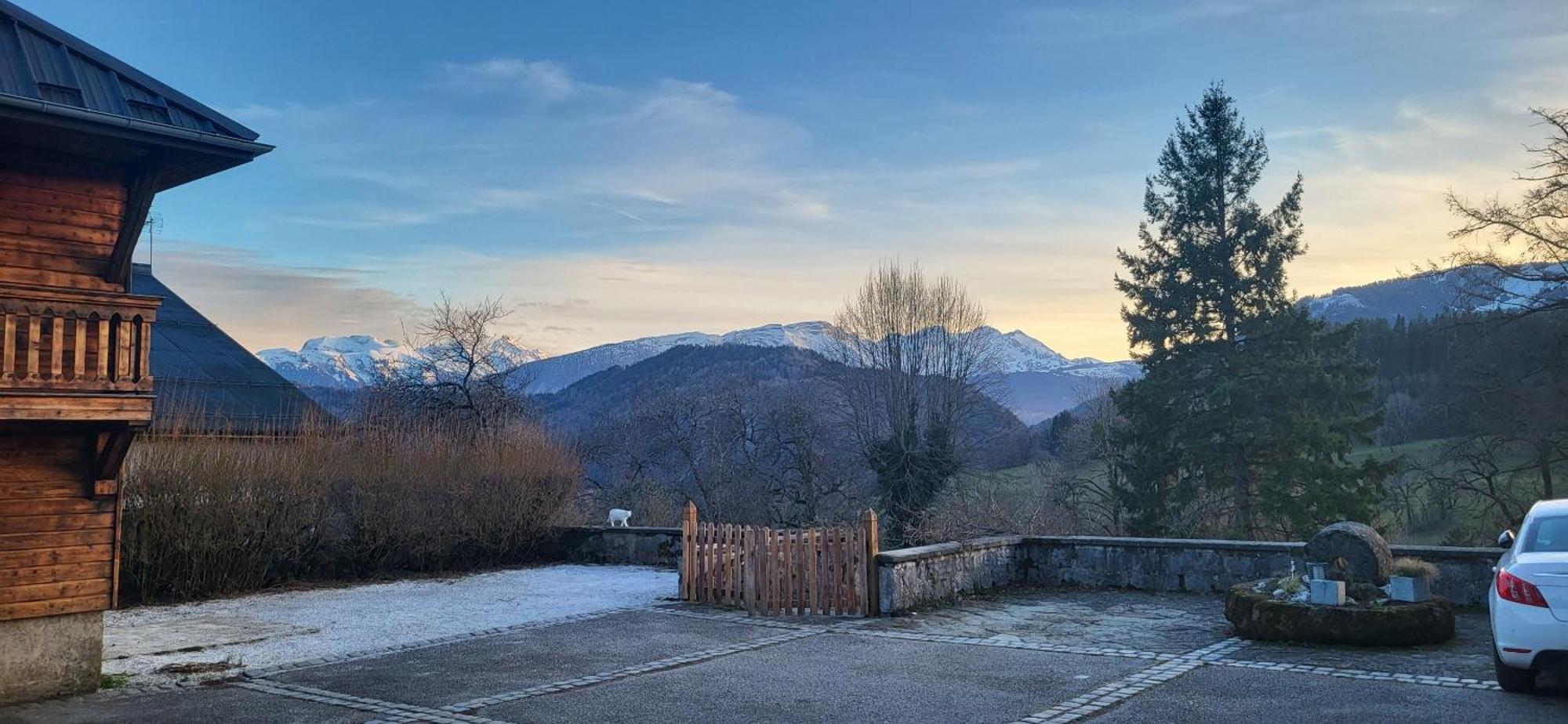 La Belle Des Praz Villa Mieussy Eksteriør billede